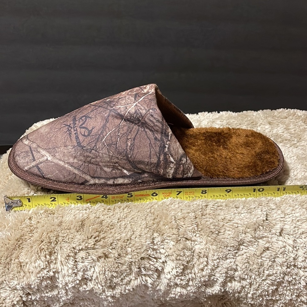 Men's Realtree Pattern Slide On Slippers - Picture 9 of 11